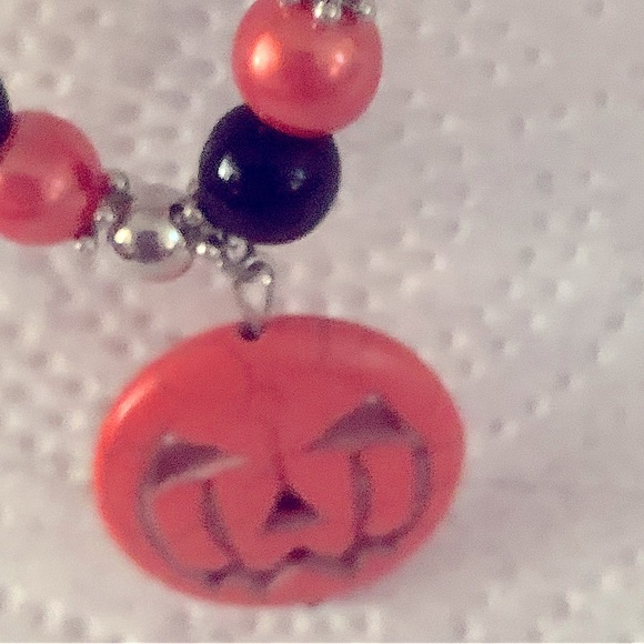 Festive Fall Pumpkin Beaded Bracelet Adjustable Handmade NEW Cute - Picture 3 of 8